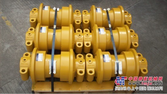 广西纯正山推配件SD13单边支重轮10Y-40-10000