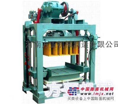 供应河南方亚机械QTJ4-40自动推拉空芯水泥垫块机