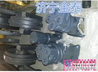 小松回转马达/小松发动机四配套18863701272