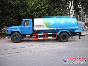 北京洒水车 广东省惠的公路洒水车