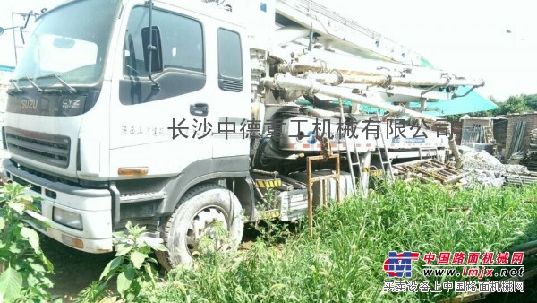 出售07年中聯37米泵車沒有手續 可正常幹活一口價19.8萬