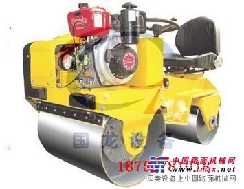 供应座驾式压路机GL-70C