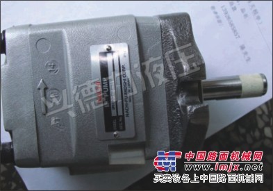 日本NACHI不二越IPH-2B-8-11油泵