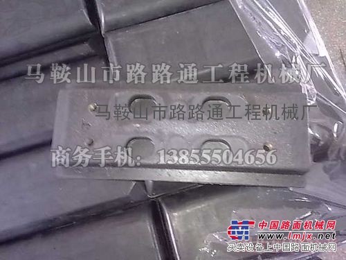 供应鼎盛天工WTL9501摊铺机叶轮、履带板、支重轮