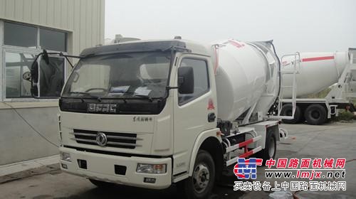  供应2014年2方 6方水泥搅拌车厂家直销，水泥搅拌车价格