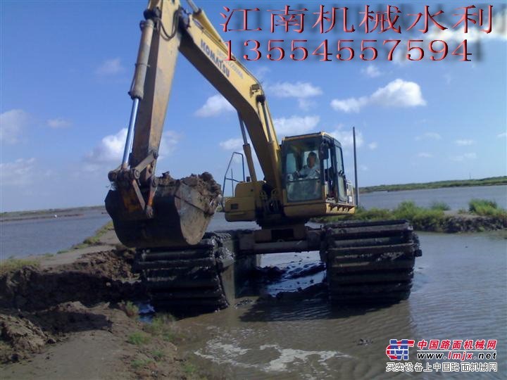 出租水陆两用挖掘机，水陆挖掘机，湿地挖掘机