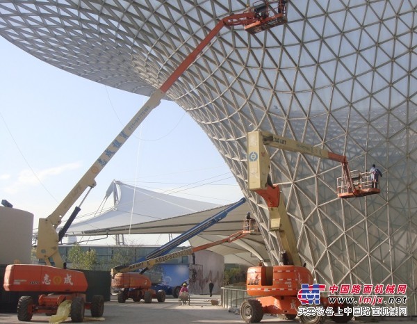 山西出租高空作业车、发电机、空压机13810619656