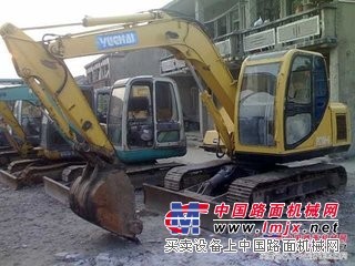 低价出售挖掘机