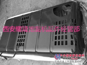 小松200-8挖掘机发动机引擎盖