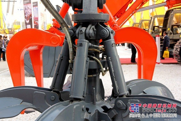 精工订制改装大型挖掘机抓钢机
