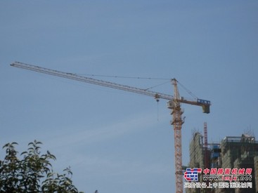 赫力塔吊  塔吊先锋