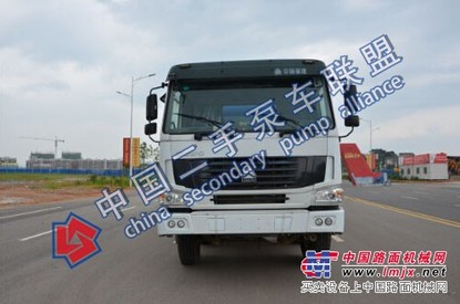 出售中聯12方重汽豪沃攪拌車