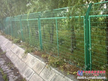 河北框架护栏网厂家 涂塑护栏网供应