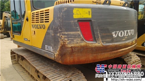 出售2011年新款沃尔沃140b二手挖掘机，二手挖机