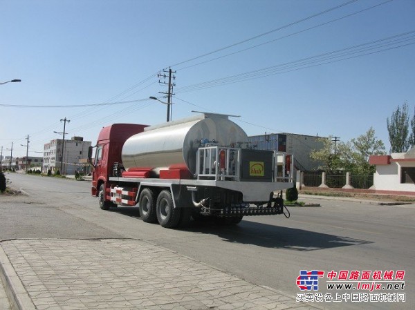 供应沥青洒布车
