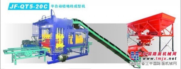 乌鲁木齐供应免烧砖机，搅拌机振捣器质量。