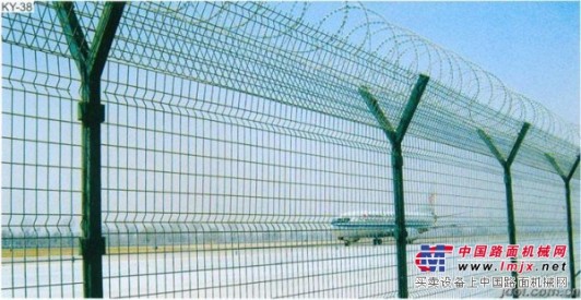【现货供应】各种双边丝护栏网批发价,生产建筑钢筋焊接网片厂家