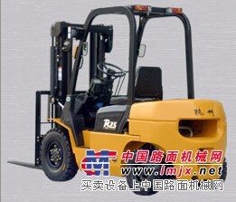 蘇州林恩叉車——的內燃平衡重式叉車提供商——電動平衡重式叉車哪家實惠