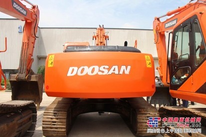 斗山挖掘机DH220LC-7好车况仅2000小时