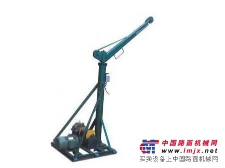 郑州永达机械提供好用的小吊机：厂家直销建筑机械