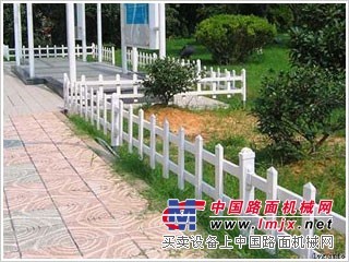 衡水优惠的PVC草坪护栏供应