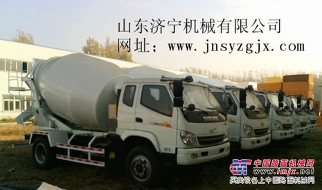 供应6方混凝土搅拌车，6立方搅拌车大全 济宁山一重工