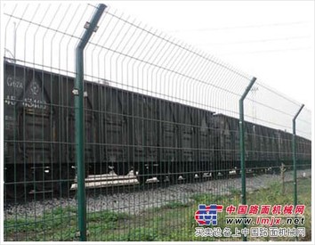 厂区隔离栅规格 便宜隔离栅厂家
