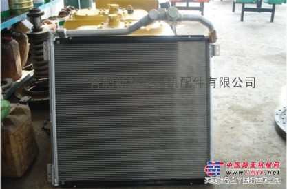 供应小松300-6挖掘机液压油散热器