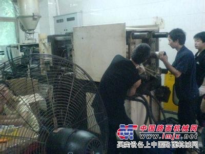 深圳哪裏有提供價格合理的注塑機維修：法拉科二手注塑機