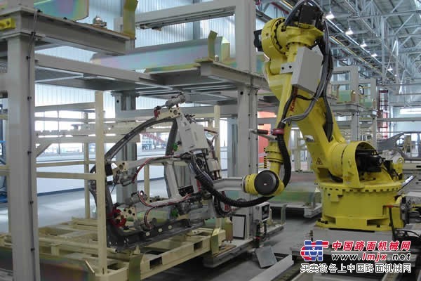 三联焊接设备供应报价合理的机器人系统集成 机器人系统集成价位