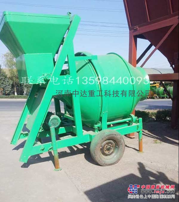 供应功能多样产量客观液压混凝土搅拌机