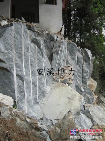 漳州无声膨胀剂 无声破碎剂 岩石膨胀剂&安溪博力