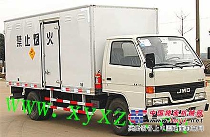 实惠的江铃顺达3吨民用炸药运输车，新中昌供应
