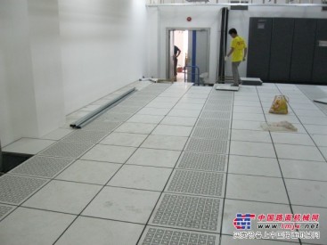 专业的抚州架空全钢静电地板安装 大量出售好的防静电地板