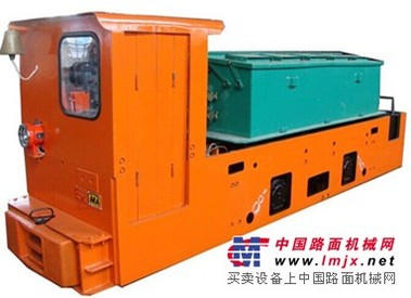 云南蓄电池式工矿电机车 CTY2.5/6GB电机车