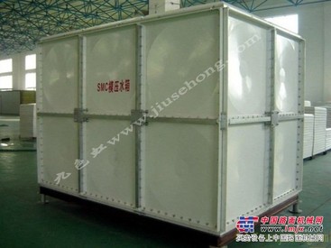 供求玻璃钢消防水箱：规模的玻璃钢消防水箱制造公司