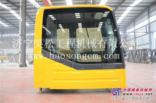 小松挖掘机PC450-8驾驶室