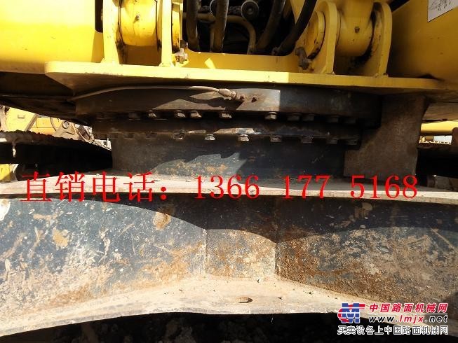 供应二手小松200-8挖掘机13661775168沈丹丹
