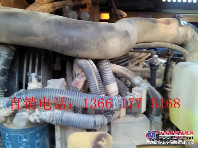 供应二手小松60-7挖掘机1366 177 5168沈丹丹