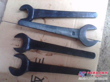 华瑞特种扳手单头呆扳手弯柄呆扳手各种扳手型号齐全