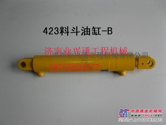 ABG423找平油缸/提升油缸18765892577