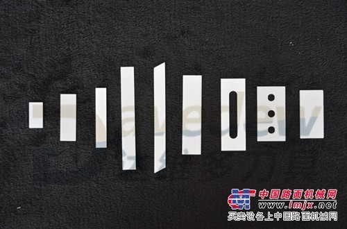 三孔陶瓷刀片