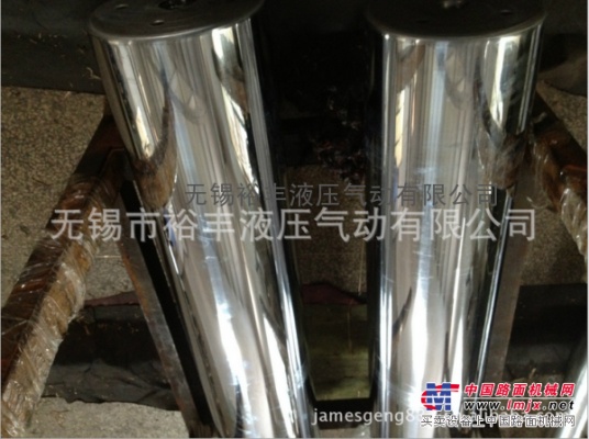 供应裕丰液压优质Ф120镀铬立柱，品质保证！