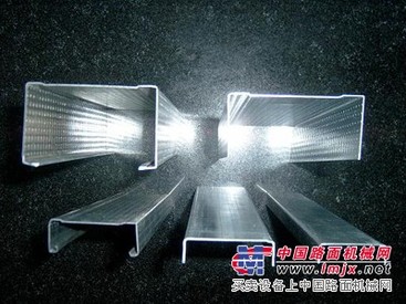口碑好的轻钢龙骨厂家您的