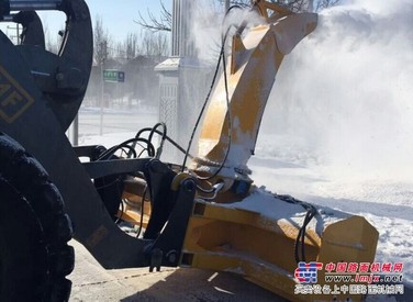 供应厂家直销抛雪机
