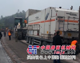 冷再生机出租租赁，铣刨机出租租赁，专业低价
