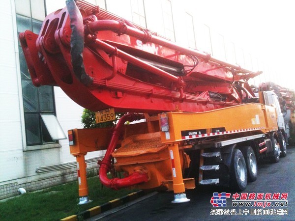 江苏三翼 出售2手三一52米泵车 2011年 手续齐全
