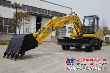 12噸輪式挖掘機 山東廠家直銷