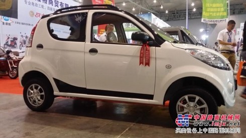 【老年代步车】动力强劲,爬坡能力强,环保、节能、低噪音等优点