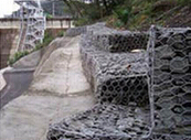 ★巅峰品质★新疆覆塑石笼网报价，覆塑石笼网厂家